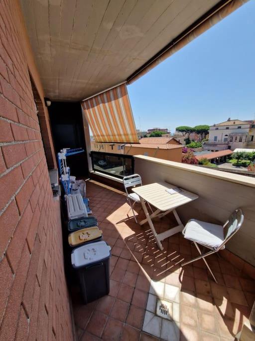 Terrazza A Nettuno E Chiesa Giubilare Santa Maria Goretti Extérieur photo